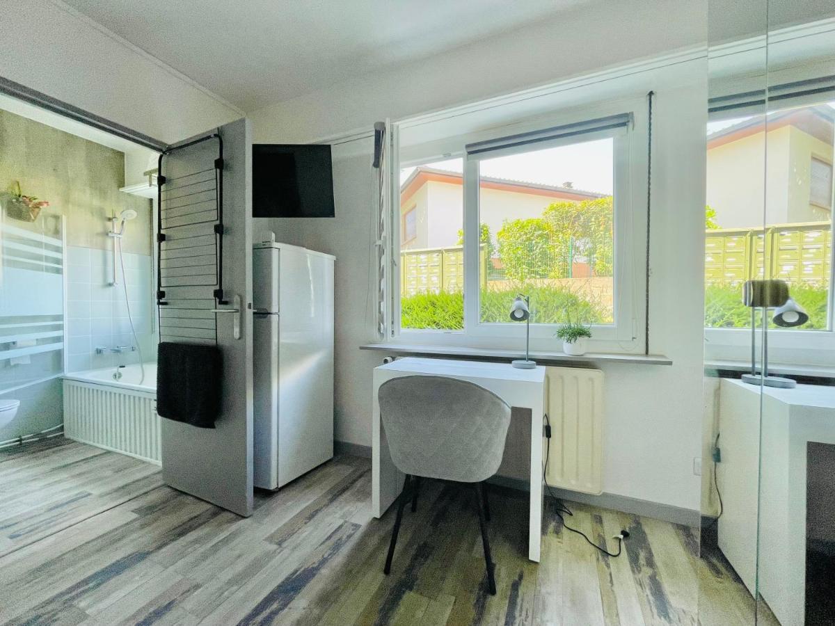 Dnn - Stylish Studio - Free Wifi, Netflix And Parking - Min Away To Basel And Airport - Dishwasher, Washing Machine Saint-Louis  Exterior foto